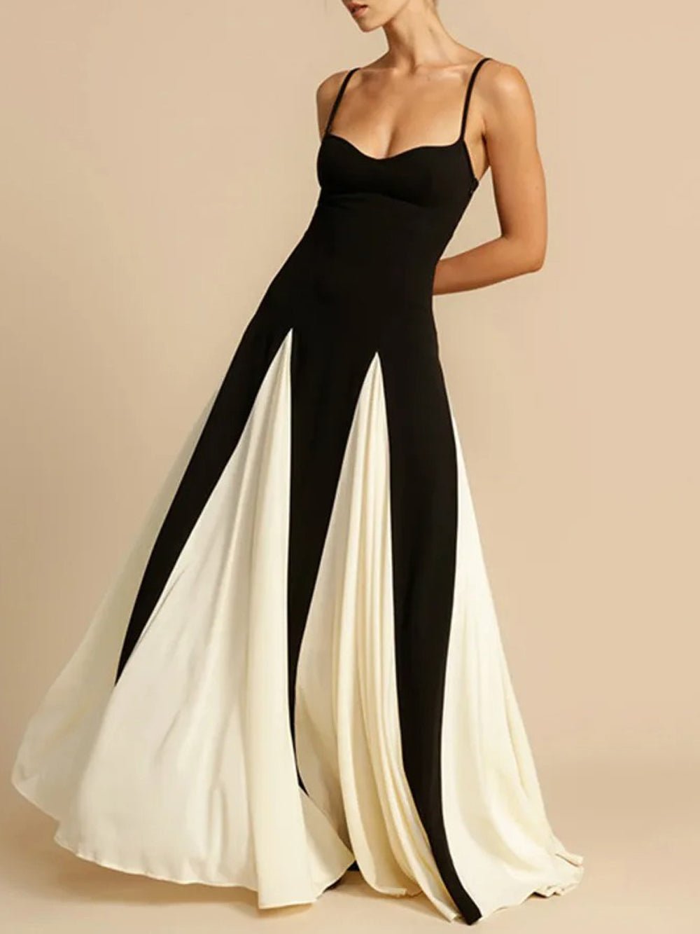 Backless Maxi Dress - Fashionpara