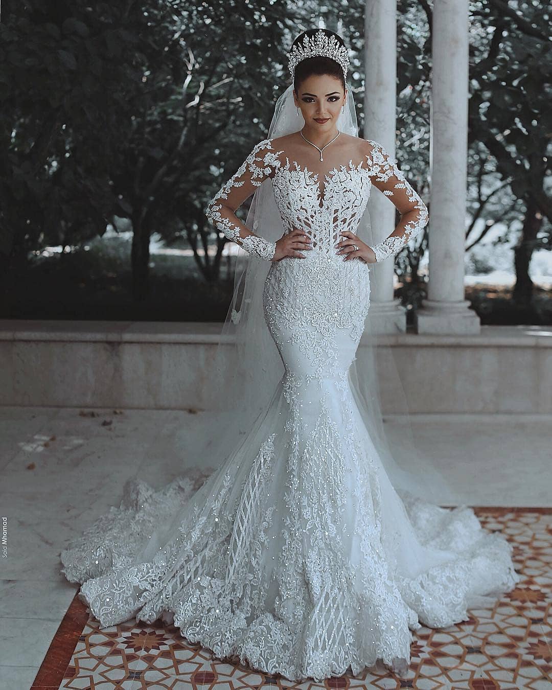 Long Sleeves Mermaid Wedding Dress With Lace Appliques - Fashionpara