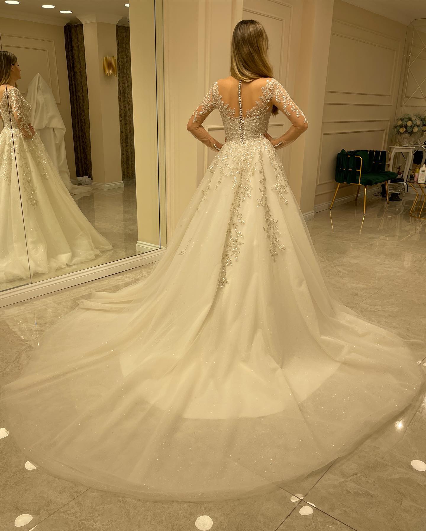 Long Sleeves Wedding Dress Lace Appliques A-Line - Fashionpara