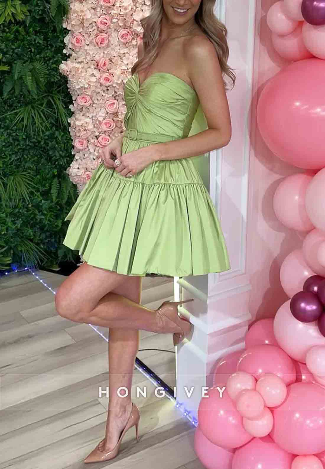Strapless Low Back A-Line Pleated Sleeveless Sweetheart Short Homecoming Dresses