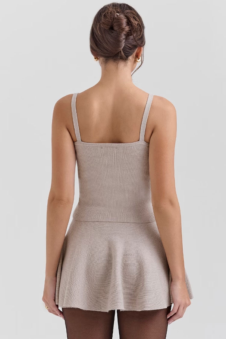 Monochromatic Deep V Neck Suspender Strap Cropped Ribbed Knit Tank Top