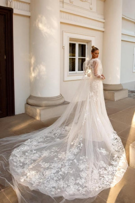 Luxurious Sweetheart Sleeveless Mermaid Lace Bridal Gown - Fashionpara