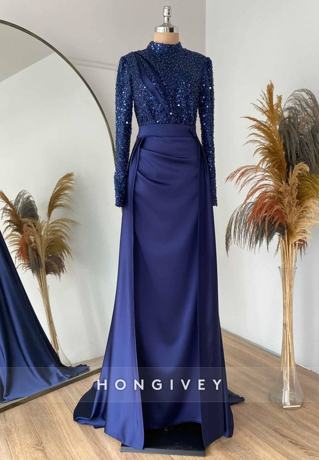 Satin Floor-Length Long Sleeve Evening Gown High Neck Pleated Detachable Formal Dresses