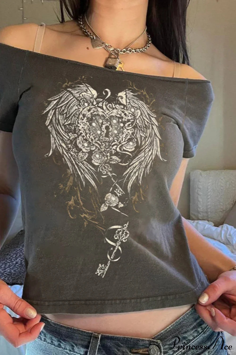 Off Shoulder Wing Print T-shirt