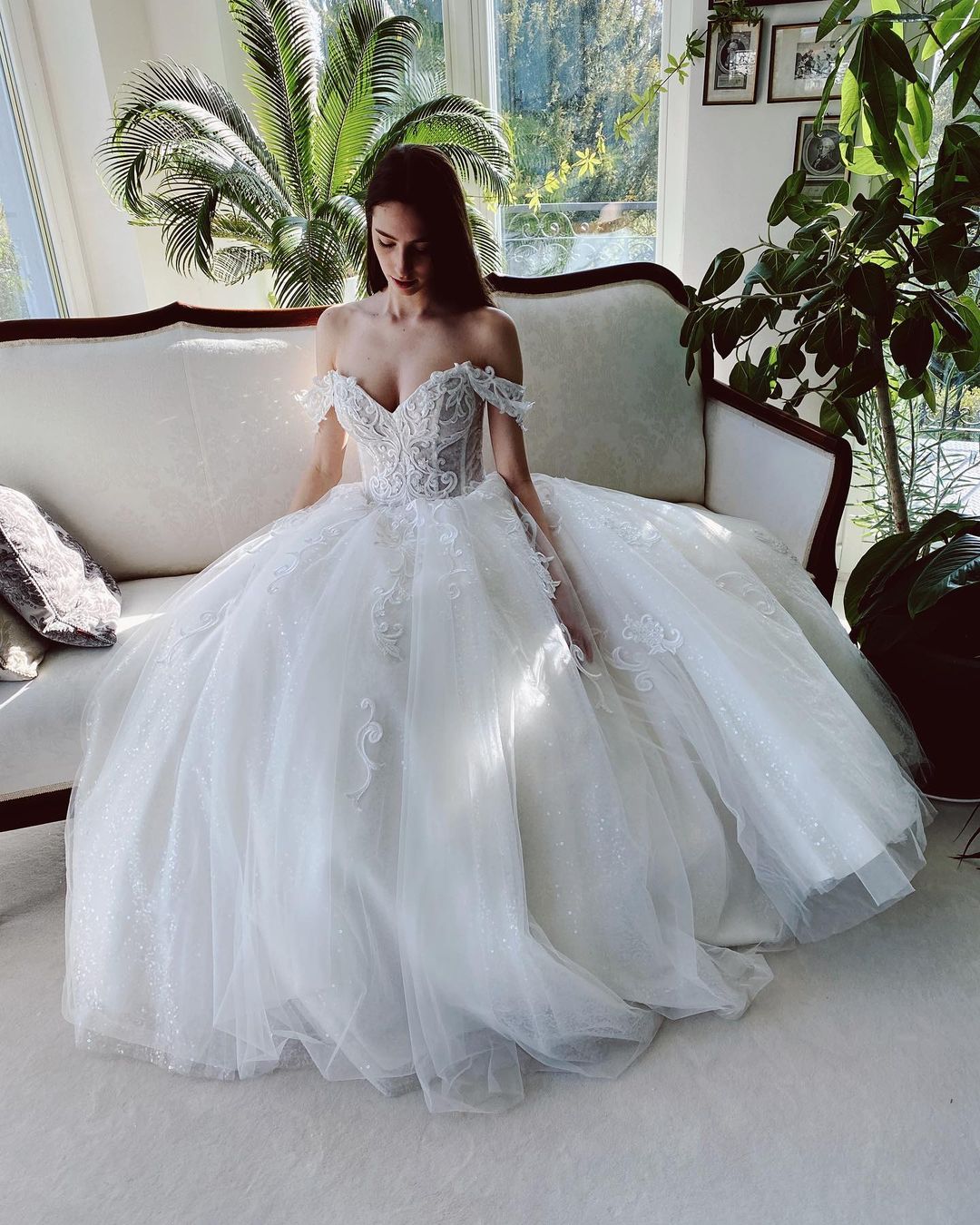 Off-the-Shoulder Ball Gown Wedding Dress With Appliques Sequins - Fashionpara