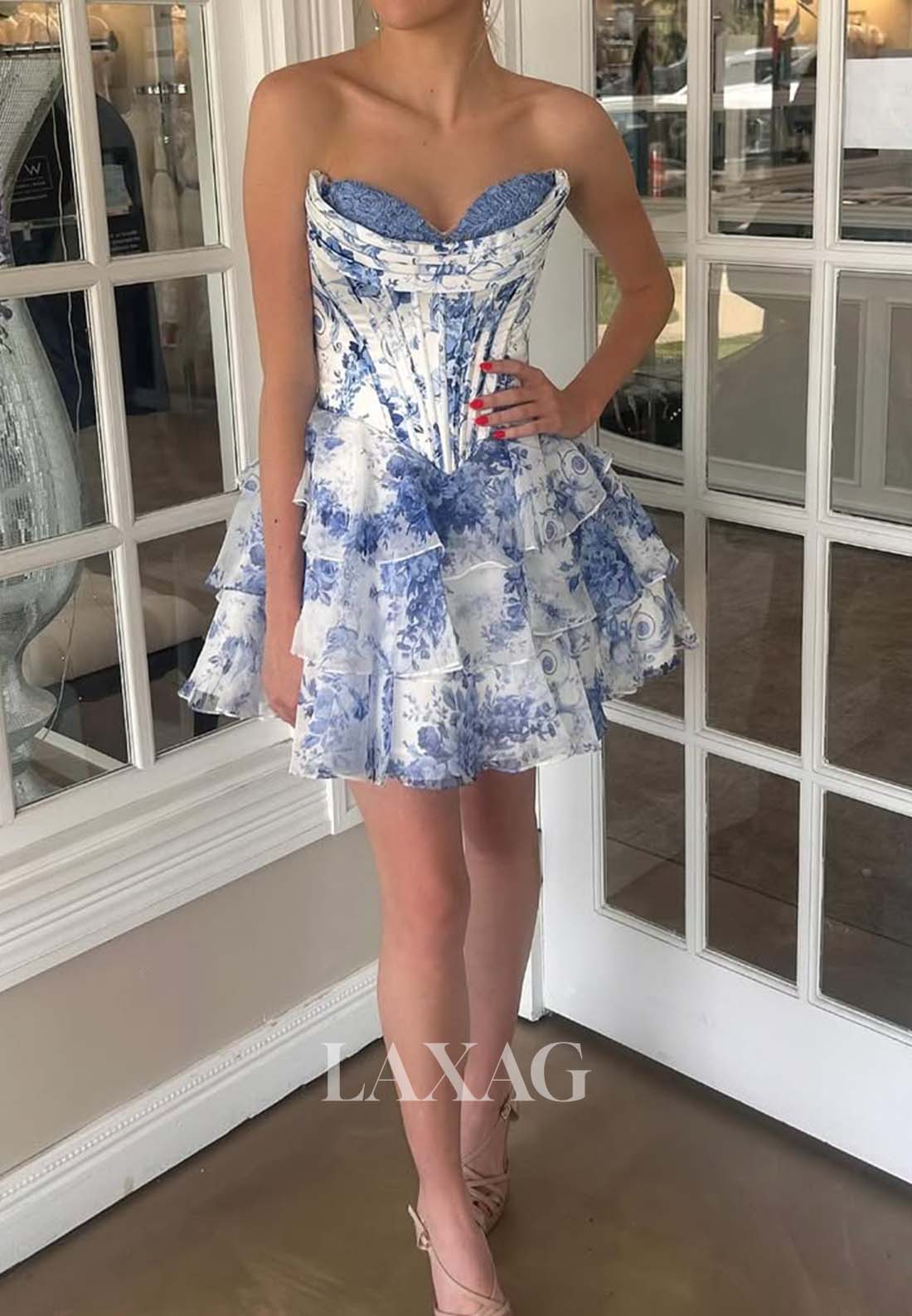 Sweetheart Off-Shoulder Sleeveless Applique Print-Chiffon Tiered A-Line Homecoming Dress