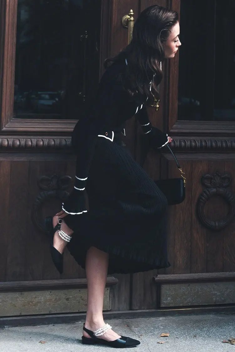 Preppy Chic Contrast Collar Button Up Long Sleeve Ribbed Knit Sweater Midi Dress - Black  Fashionpara