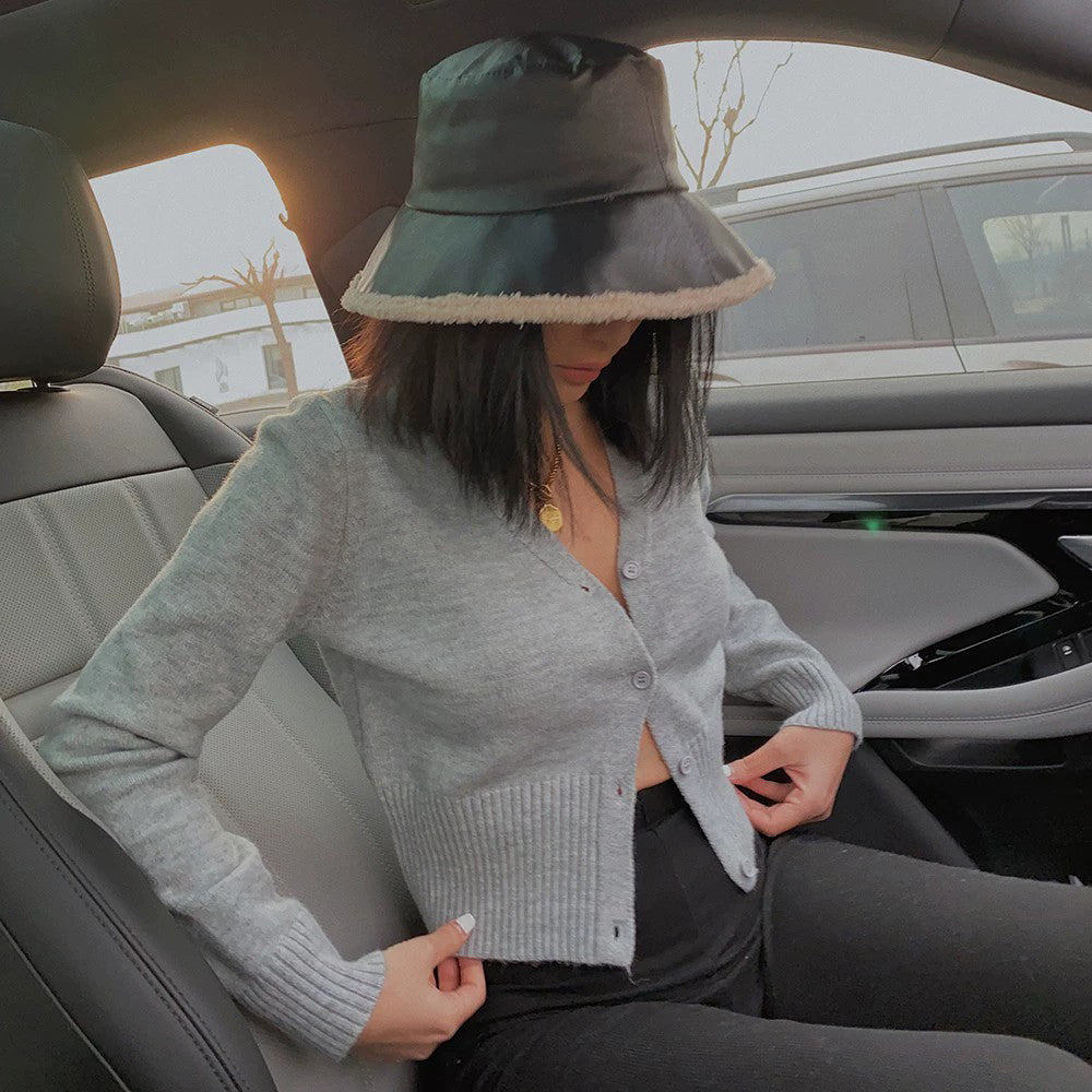 Stylish Orro Shop Short Solid Knit Cardigan for Versatile Wear