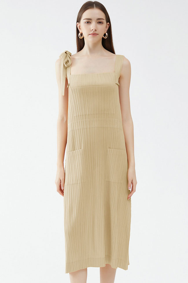 Relaxed Square Neck Tie Strap Pocketed A Line Pleated Midi Sundress - Apricot - Fashionpara
