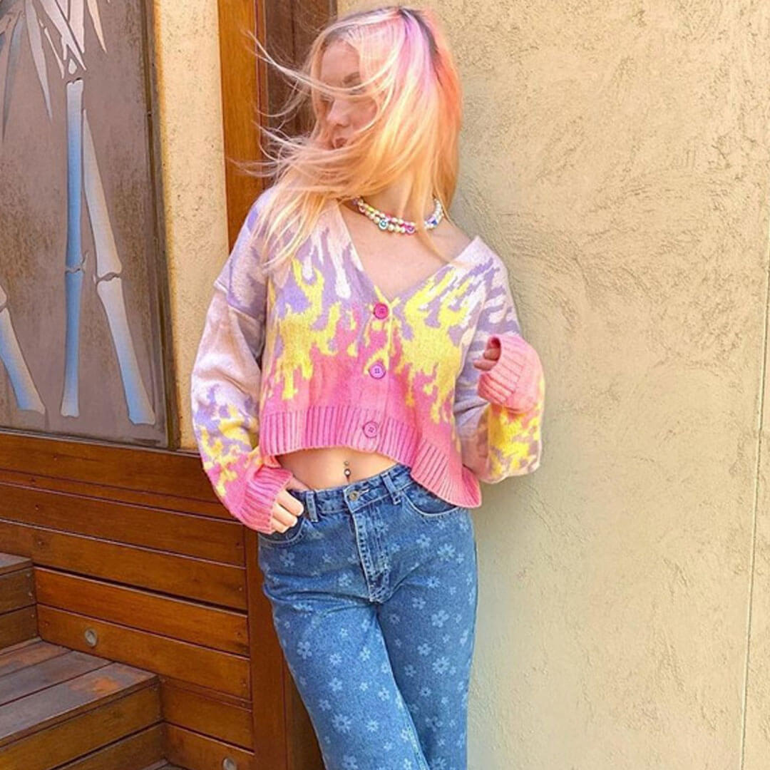 Retro Flame Print V Neck Button Up Long Sleeve Cropped Cardigan - Pink 2