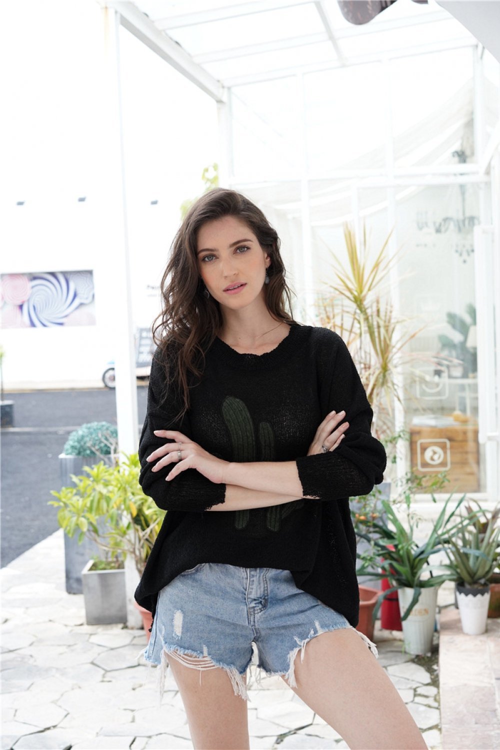 RadyRin Classic Black Round Neck Drop Shoulder Sweater