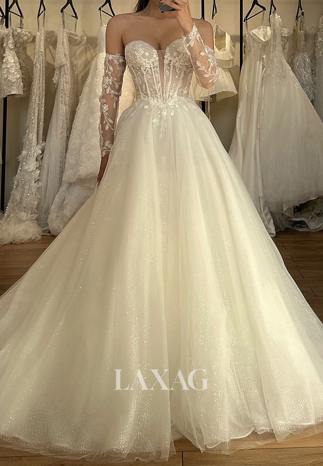 Sweetheart Long-Sleeves Lace Applique Pleated Sheer Tulle A-Line Wedding Dress