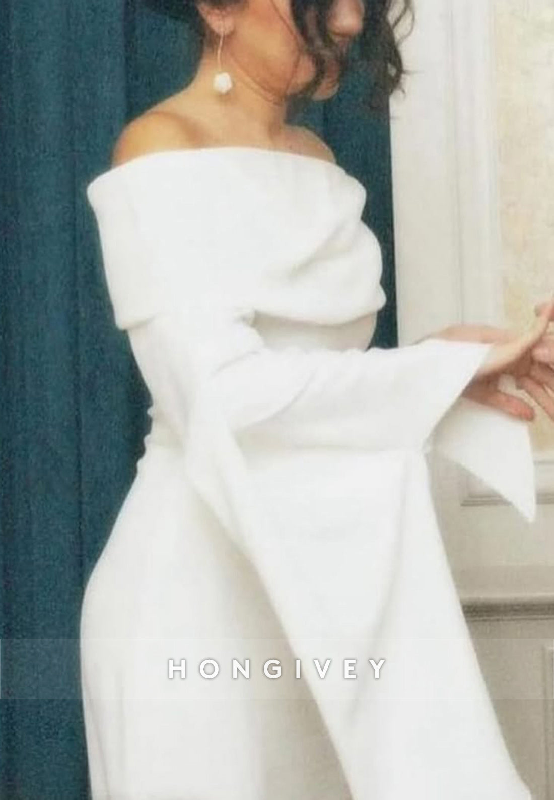 Off the Shoulder Column Long Sleeve Evening Formal Dresses