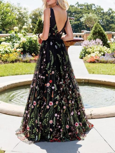 Embroidered Floral V-Neck Sleeveless Ball Gown