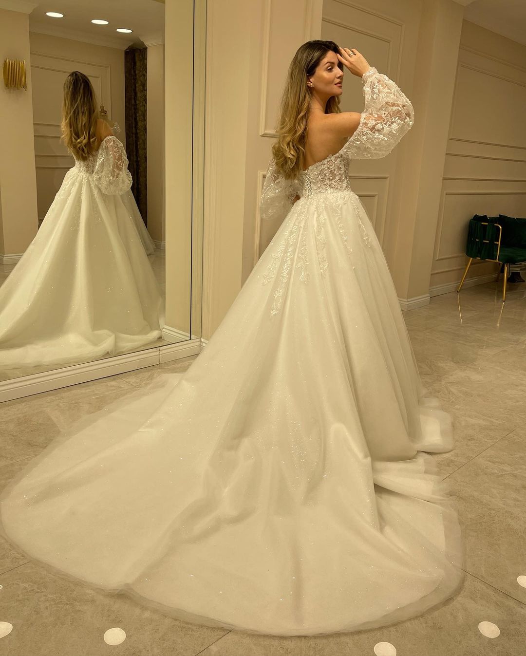 Sweetheart Lace Wedding Dress Detachable Sleeves - Fashionpara