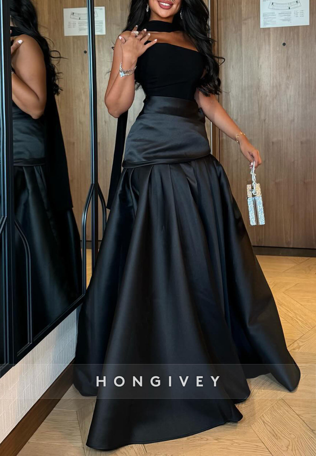 Regular Straps Formal Dresses Pleated Halter Floor-Length Princess Evening Gown