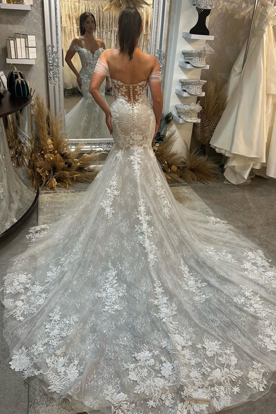 Beautiful Floor Length Off-The-Shoulder Sweetheart Sleeveless Lace Wedding Dress with Chapel Train - Fashionpara