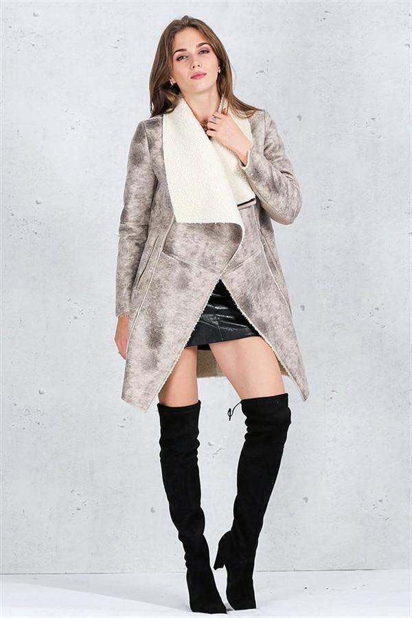 RadyRin Turn Down Collar Suede Lambswool Coat for Elegance
