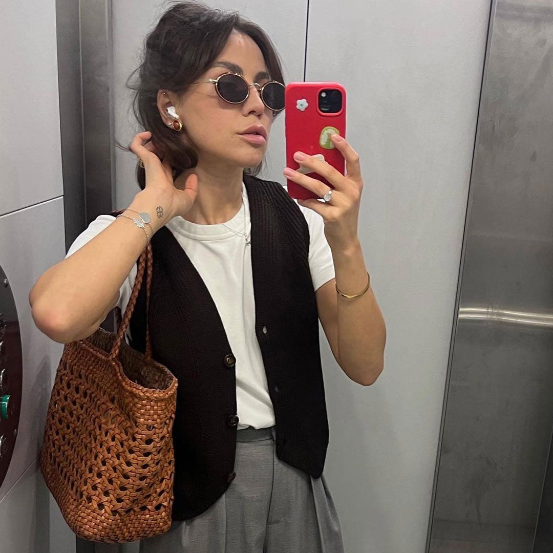 Trendy & Unique V Neck Sleeveless Rib Knit Cardigan Vest