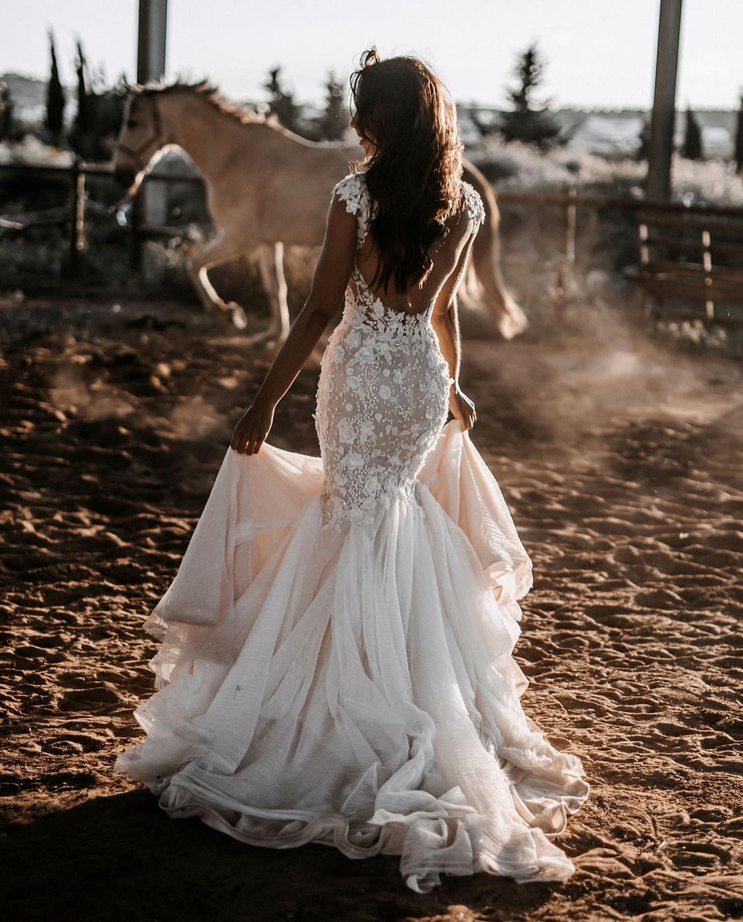 V-Neck Cap Sleeves Wedding Dress Mermaid With Appliques - Fashionpara