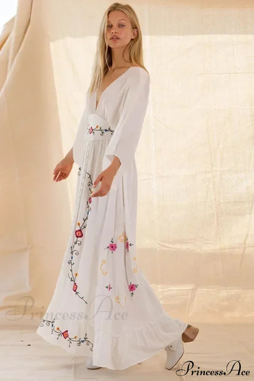 V-neck Embroidery Flower Retro National Boho Dress