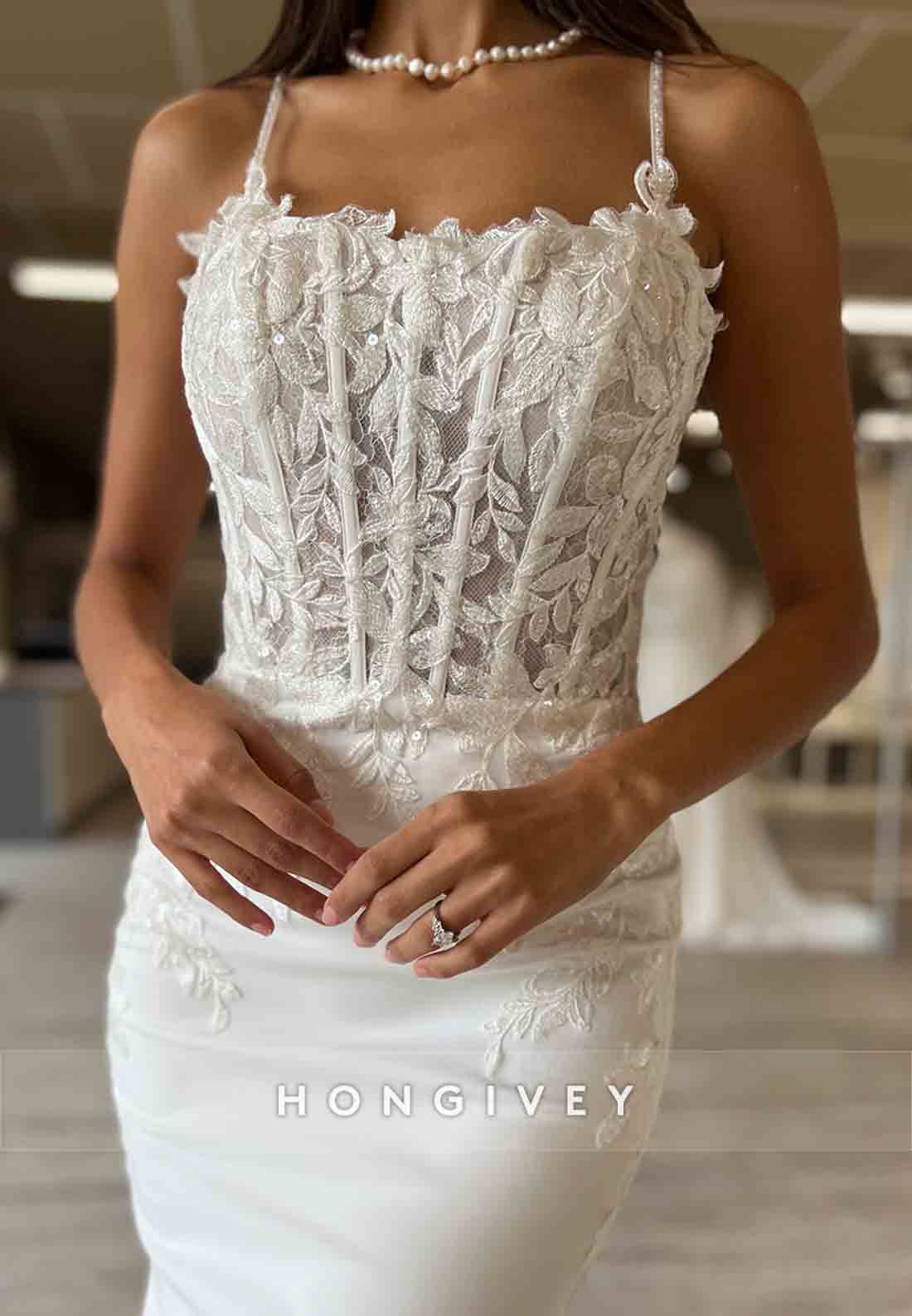 Spaghetti Straps Sleeveless Lace Court Train caid Wedding Dresses