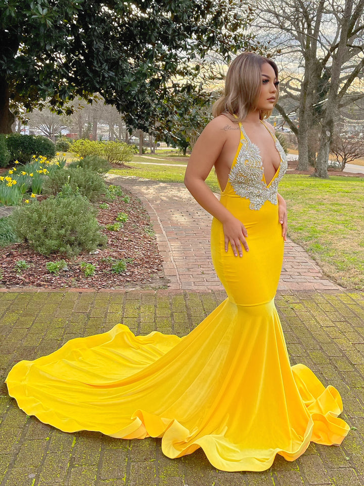 Yellow V-Neck Prom Dress Mermaid Sleeveless With Appliques - Fashionpara